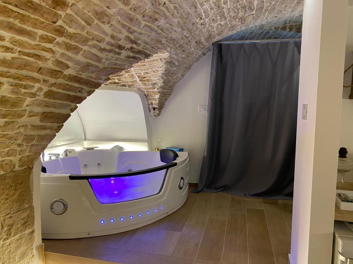 Suite Spa Of Dreams Бітонто Екстер'єр фото